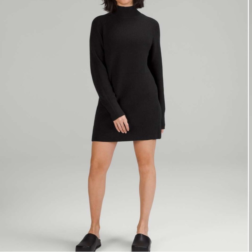 Lululemon Merino Wool-Blend Knit Dress Size 2 Black